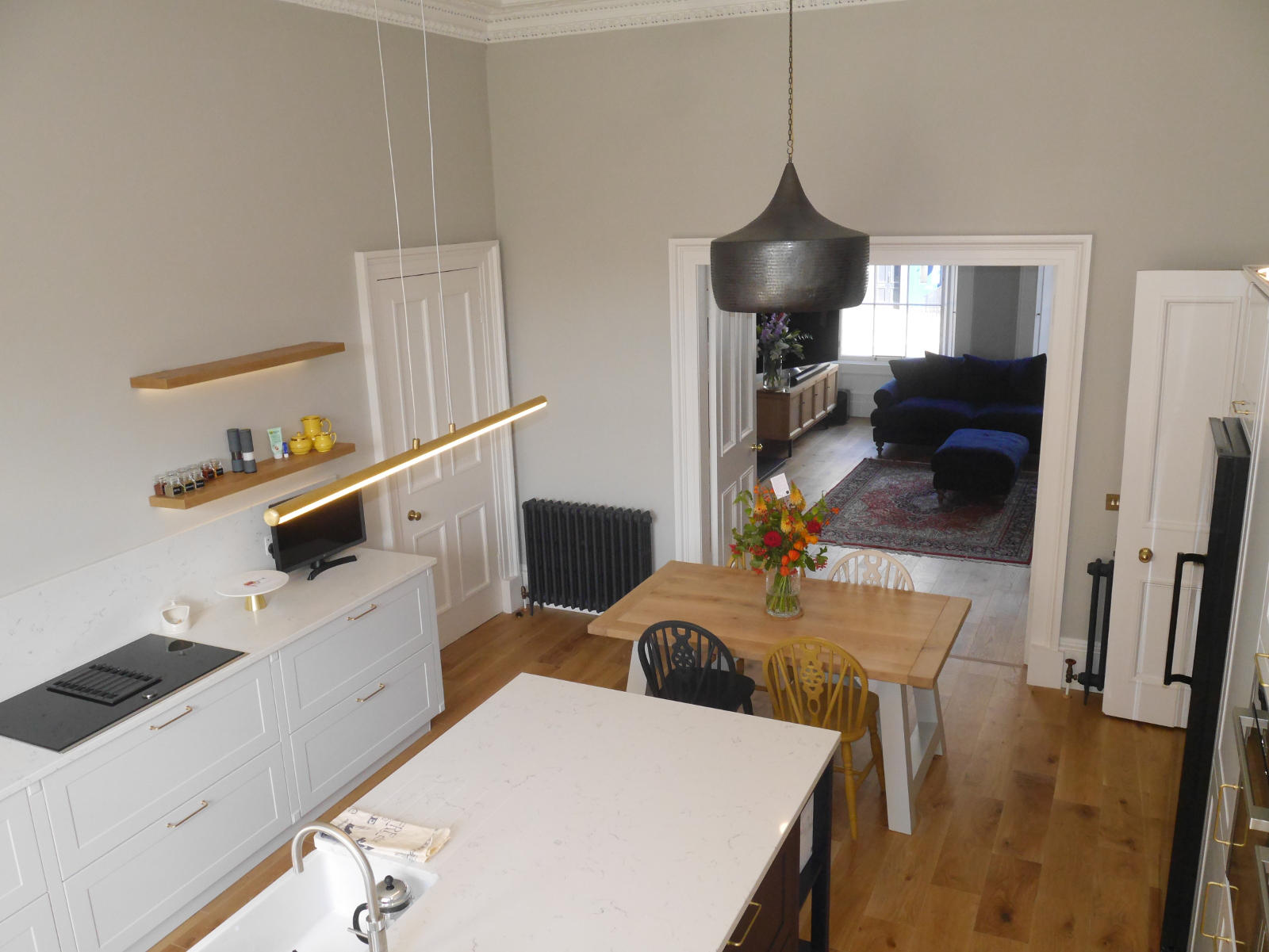 Kitchen/Dining area